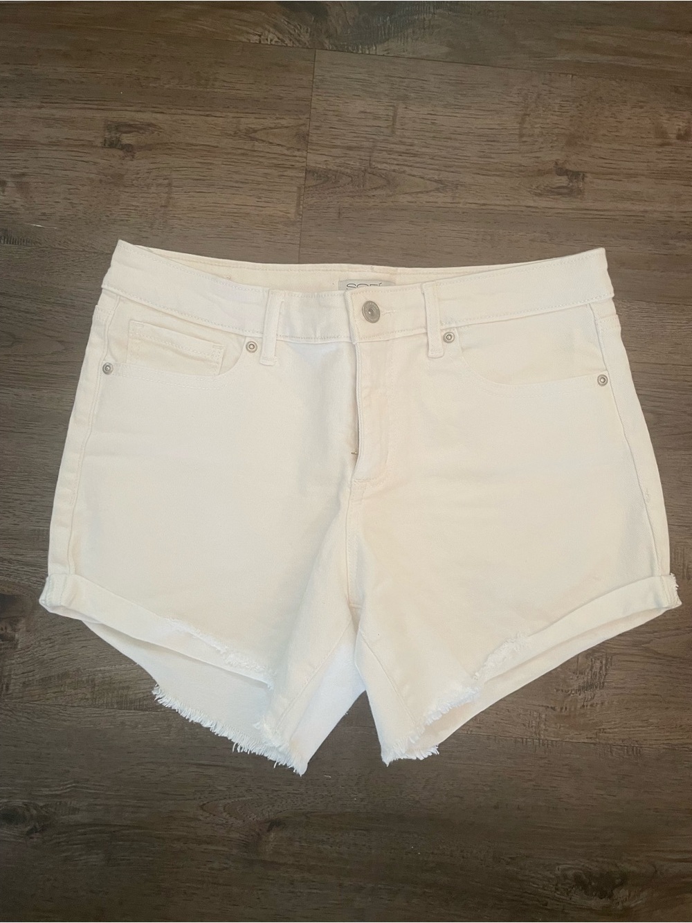 sofia by sofia vergara Cream High-Rise Denim Shorts